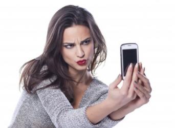 Selfitis Nedir?